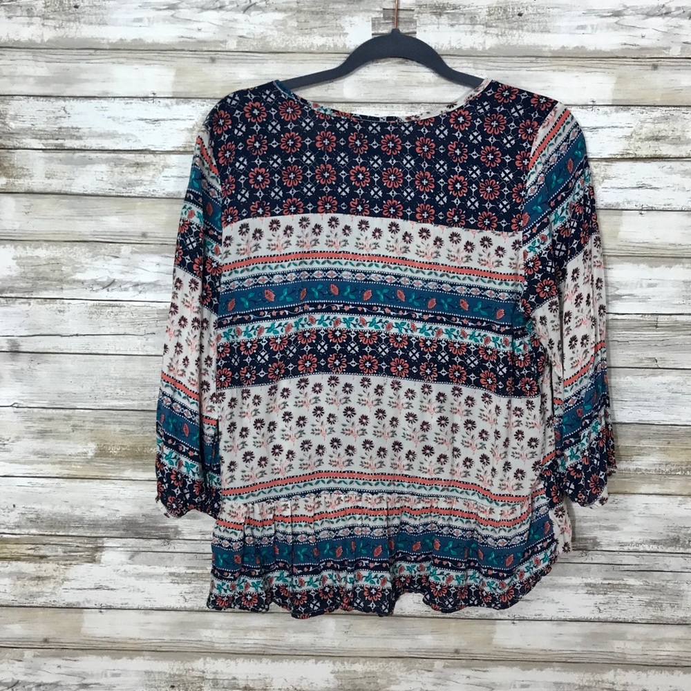 Hi-Low Boho Too - Picture 2 of 3